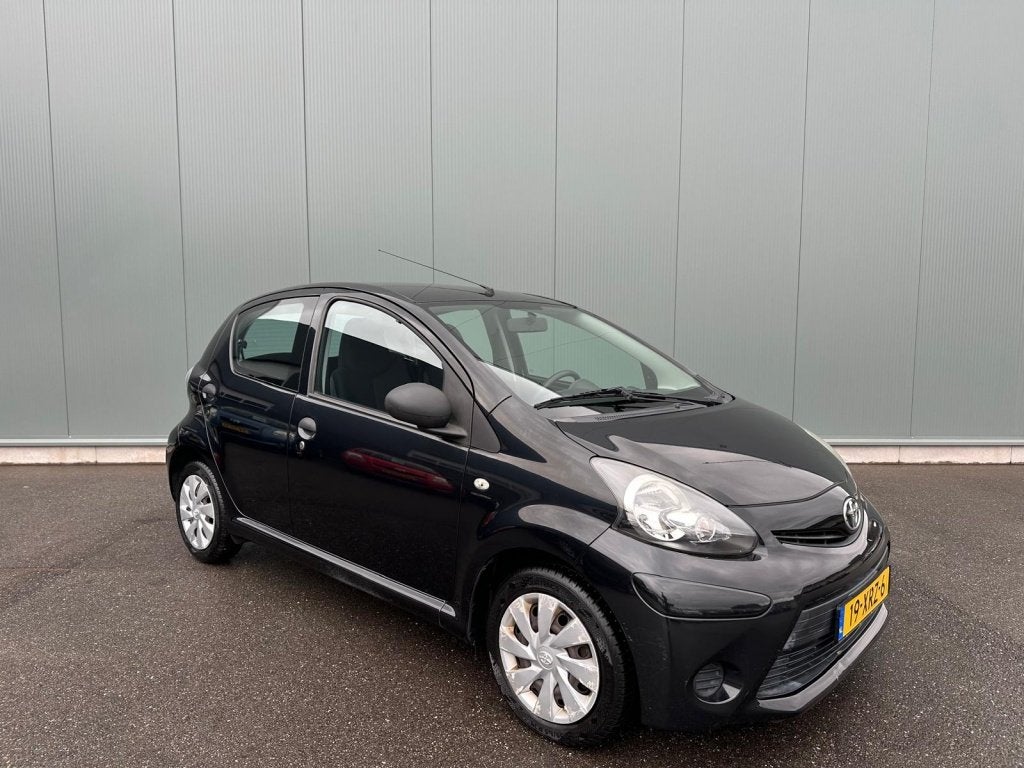 Toyota Aygo 1.0 VVT-i Comfort AIRCO | NAP ! (bj 2012), Auto's, Euro 5, 4 stoelen, Origineel Nederlands, Bedrijf
