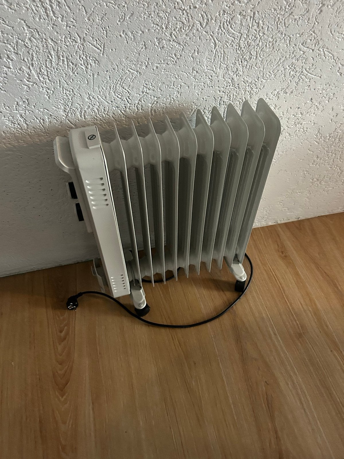 Sencys Oliegevulde Radiator - Elektrische Kachel, Gebruikt, Radiator, Ophalen of Verzenden, 60 tot 150 cm