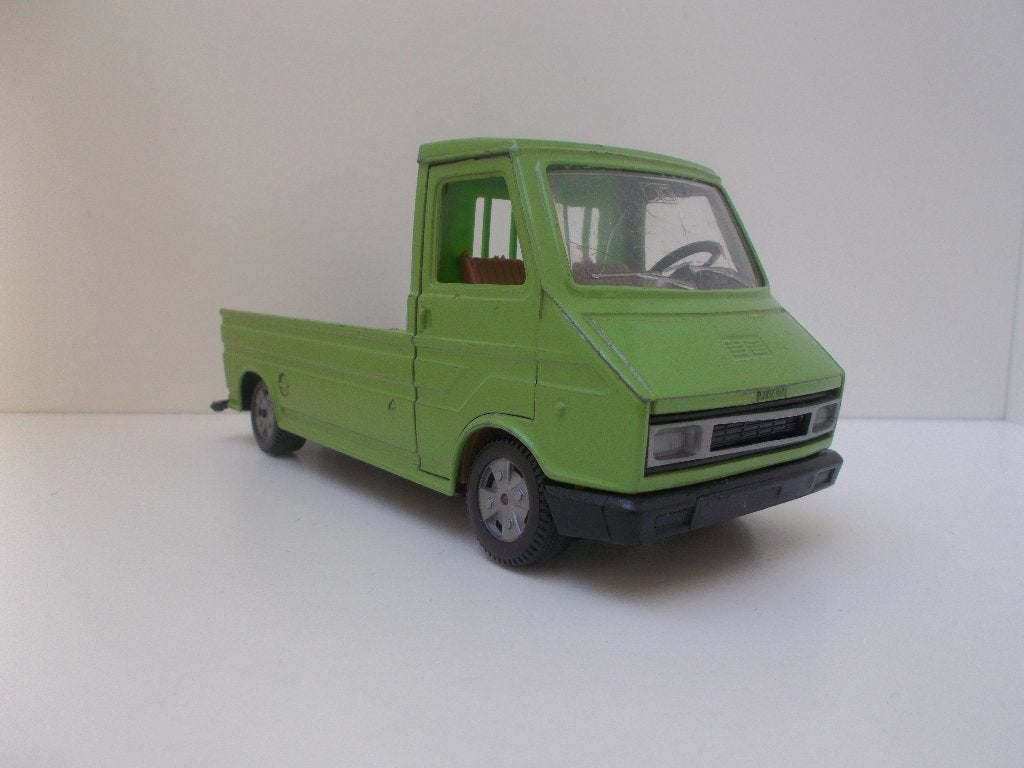 6966 Fiat 242 Mebetoys 1:30, Ophalen of Verzenden, Gebruikt, Auto