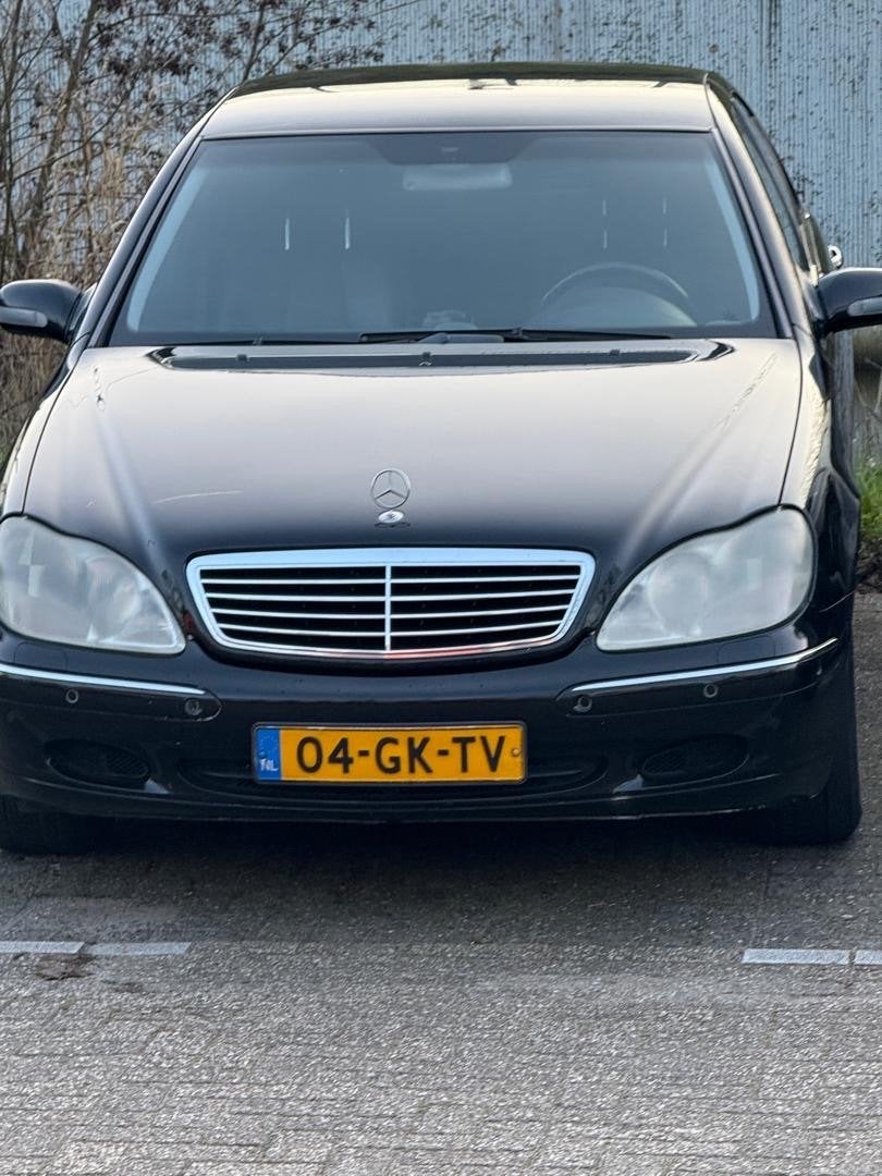 Mercedes-Benz S-Klasse 3.2 165KW S320 AUT 2001 Zwart, Auto's, Mercedes-Benz, Zwart, Particulier, Navigatiesysteem, Sedan