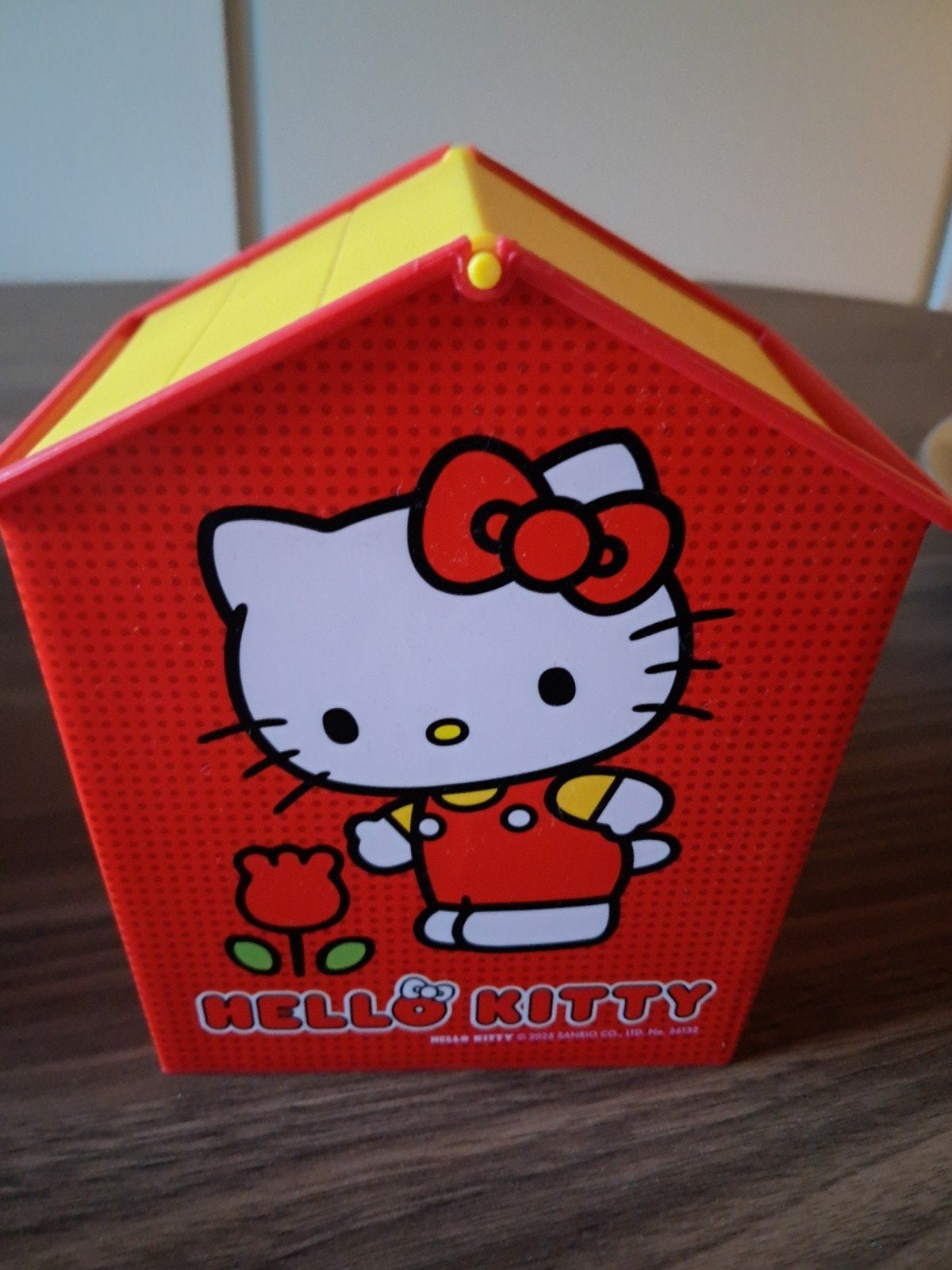Hello Kitty Prullenbakje / Mini Huisje, Ophalen, Kunststof, Gebruikt, Minder dan 10 liter
