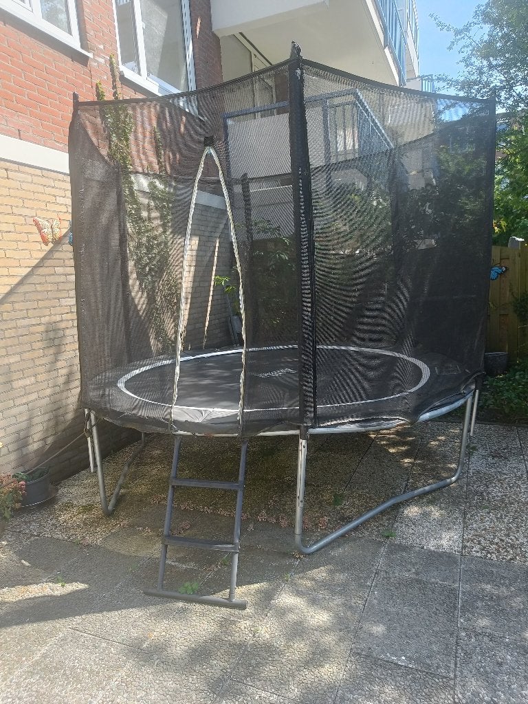 MOOIE TRAMPOLINE SALTA COMBO IN ZEER GOEDE STAAT 305 CM, Kinderen en Baby's, Speelgoed | Buiten | Trampolines, Ophalen, Zo goed als nieuw
