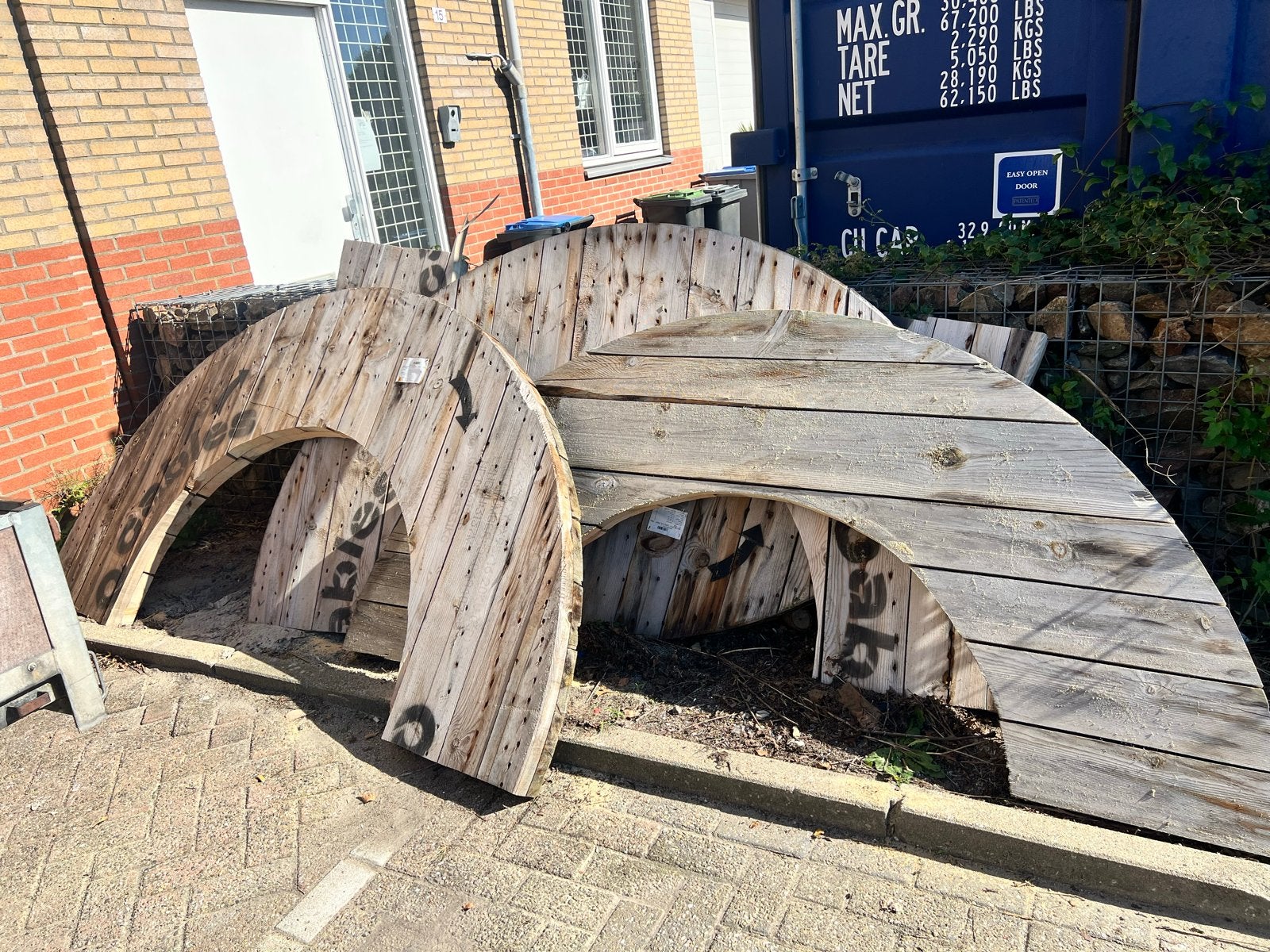 Barbladen voor bij de barbecue, Ophalen, Gebruikt