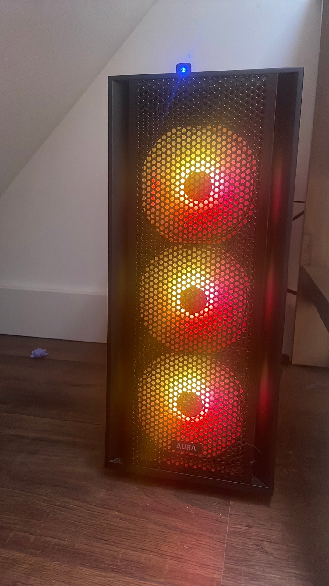Amd ryzen 5 5500 6 core rgb Pc rtx 3050 8gb 16gb ram, 1 speler, Ophalen, Gebruikt, Vanaf 12 jaar