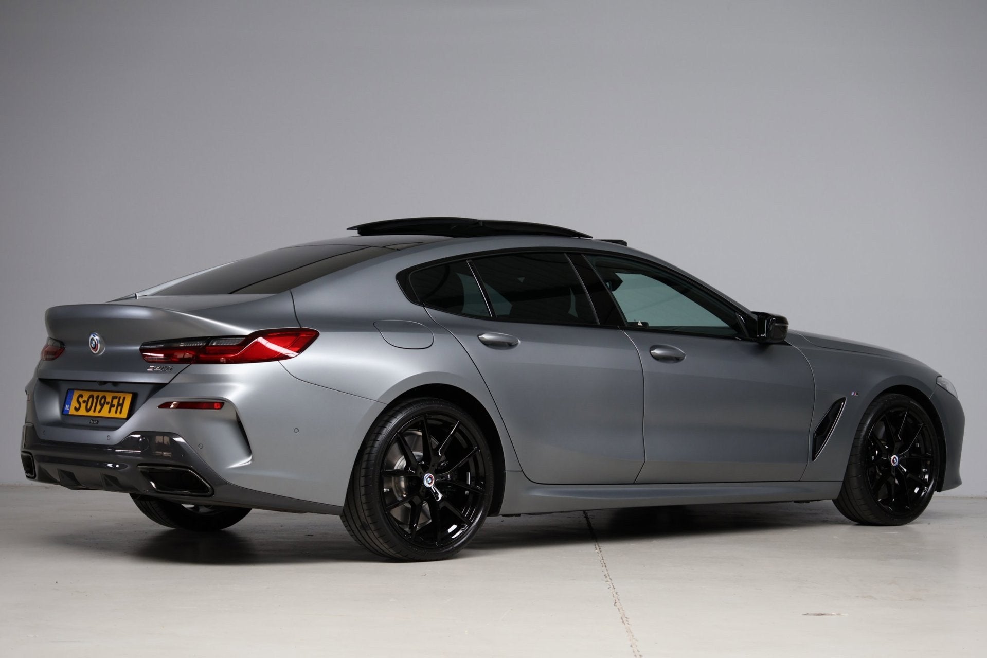 BMW 8-serie Gran Coupé 840i M-sport | Facelift | frozen gre, Auto's, Automaat, Achterwielaandrijving, Gebruikt, 4 stoelen