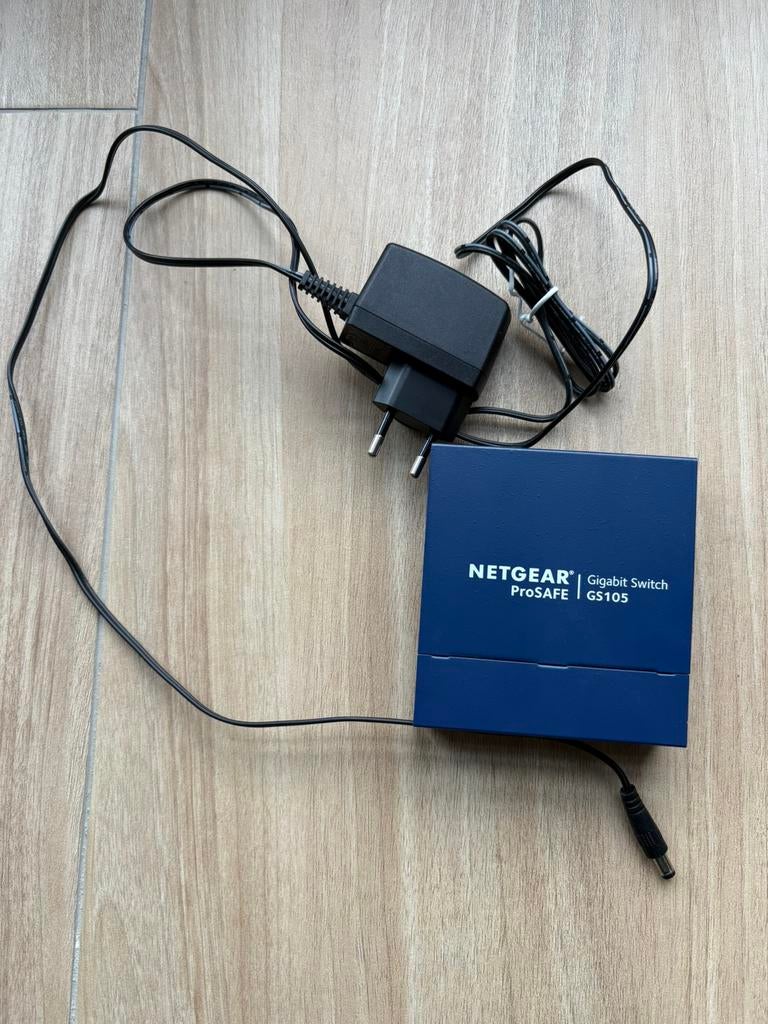 Netgear Prosafe 5 port GS105 switch, Ophalen of Verzenden, Zo goed als nieuw