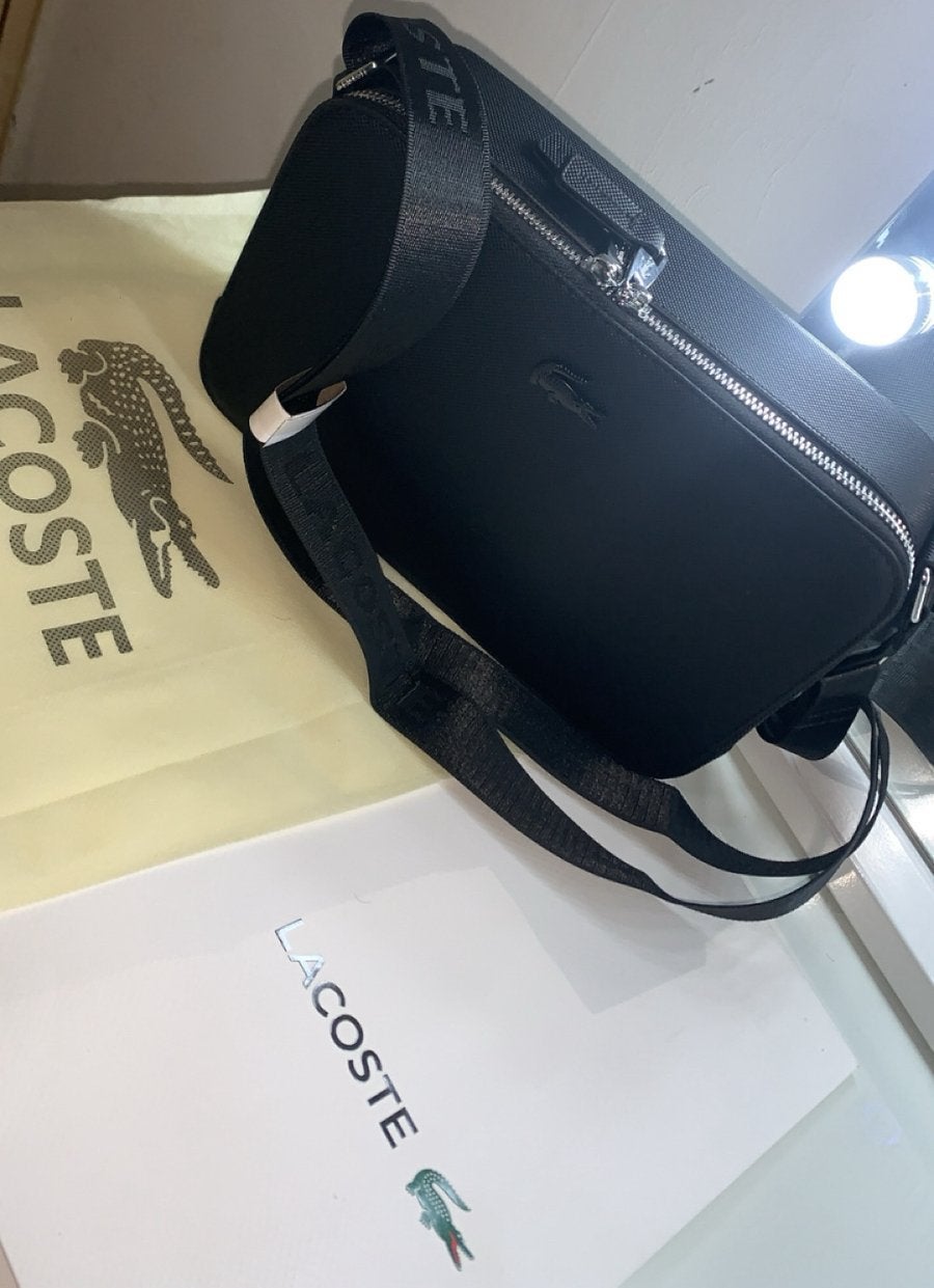 Nieuwe Lacoste Messenger Bag Schoudertas met Dustbag, Ophalen of Verzenden, Nieuw, Zwart, Overige merken