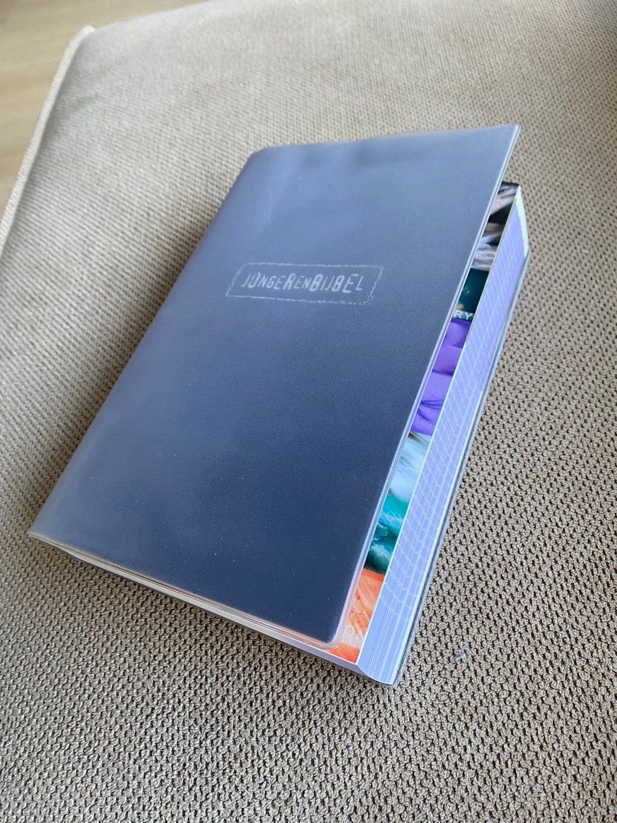 Jongerenbijbel NBV zo goed als nieuw, Ophalen of Verzenden