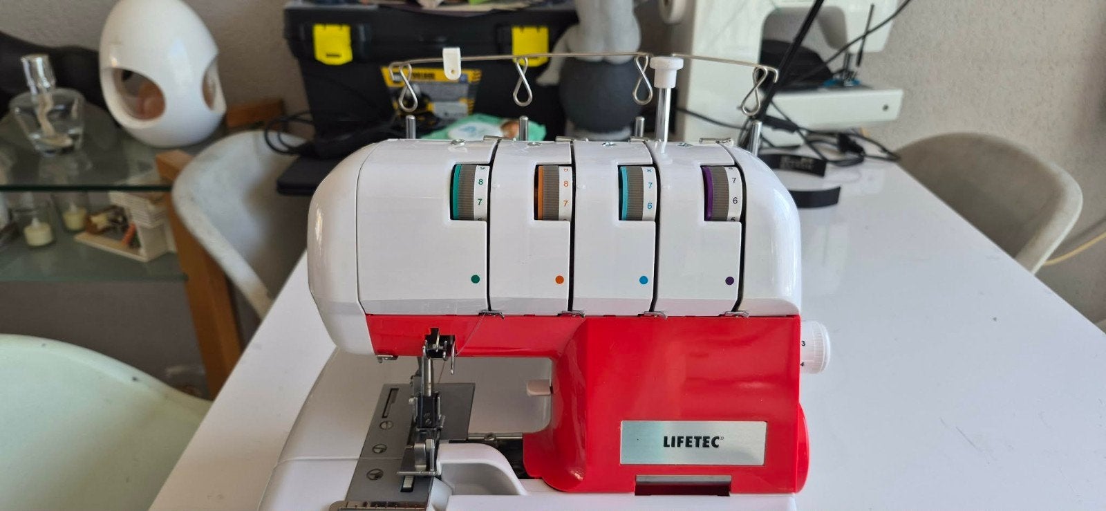 Lifetec MD 16600 Lockmachine - Zo goed als nieuw, Ophalen of Verzenden