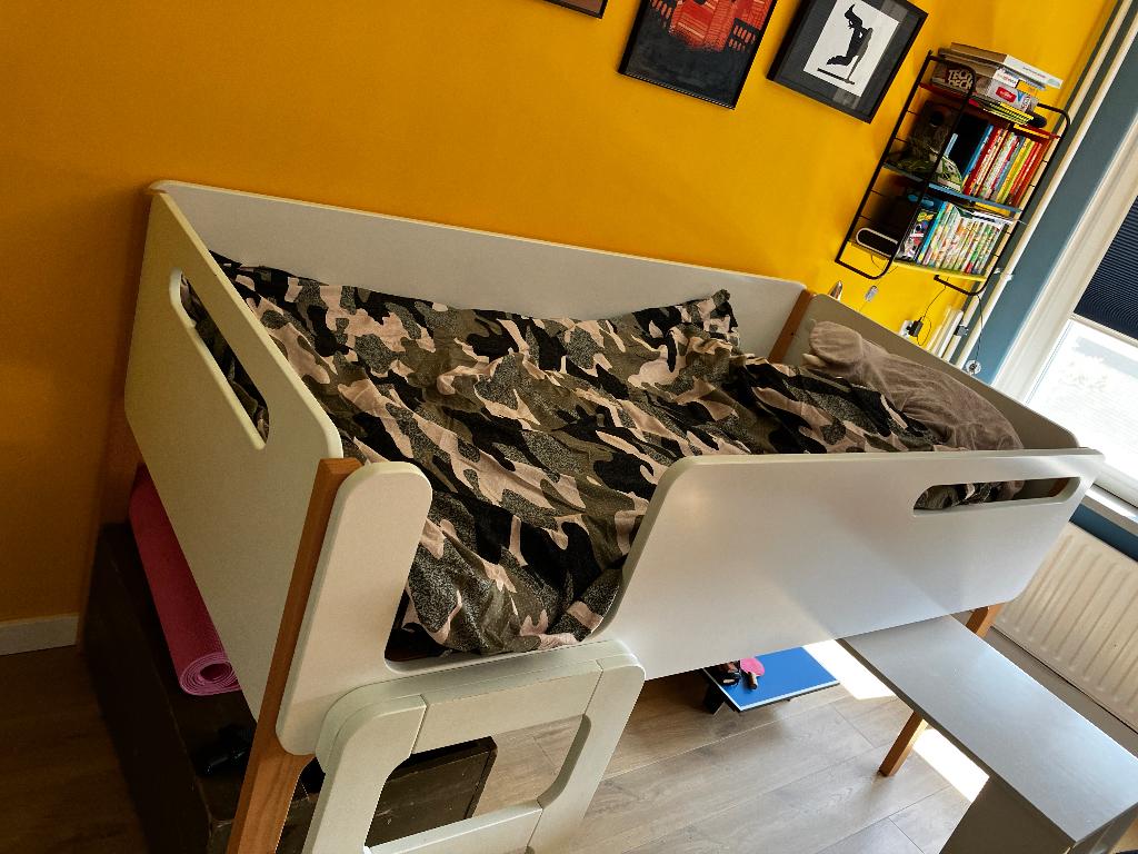 MADE Linus halfhoogslaper met bureau, Ophalen, Gebruikt, Halfhoogslaper