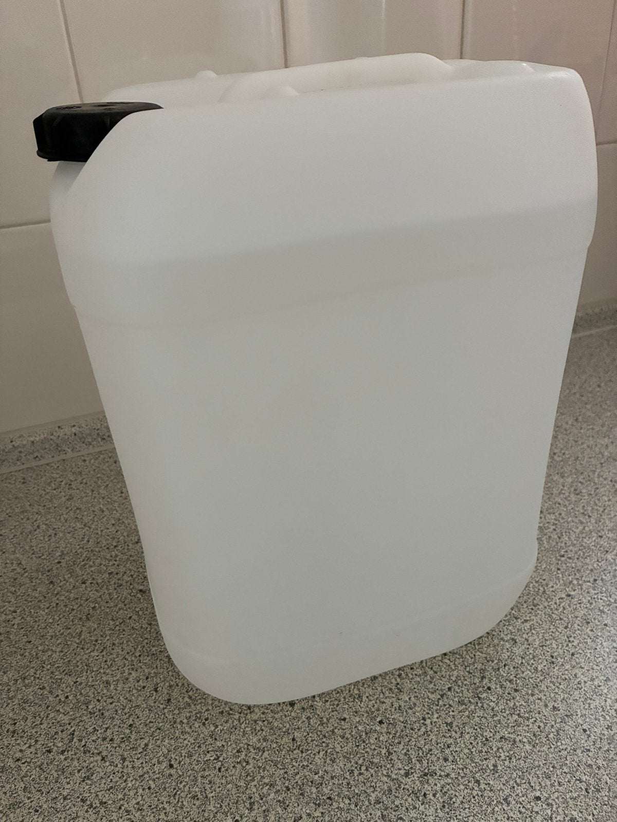 White oil Pharmaceutical WOP30, Diversen, Ophalen, Nieuw