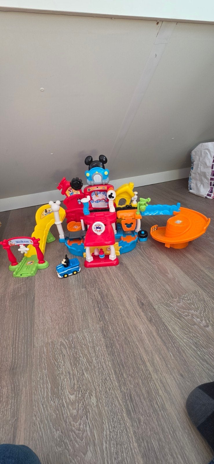 VTech Toet Toet Auto's Mickey Mouse Garage, Ophalen, Zo goed als nieuw, Auto, Met licht