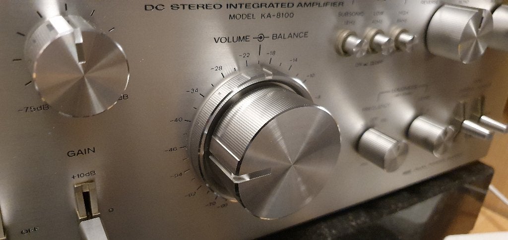 Kenwood KA-8100 & KT-7500, Gebruikt, 60 tot 120 watt, Stereo, Ophalen