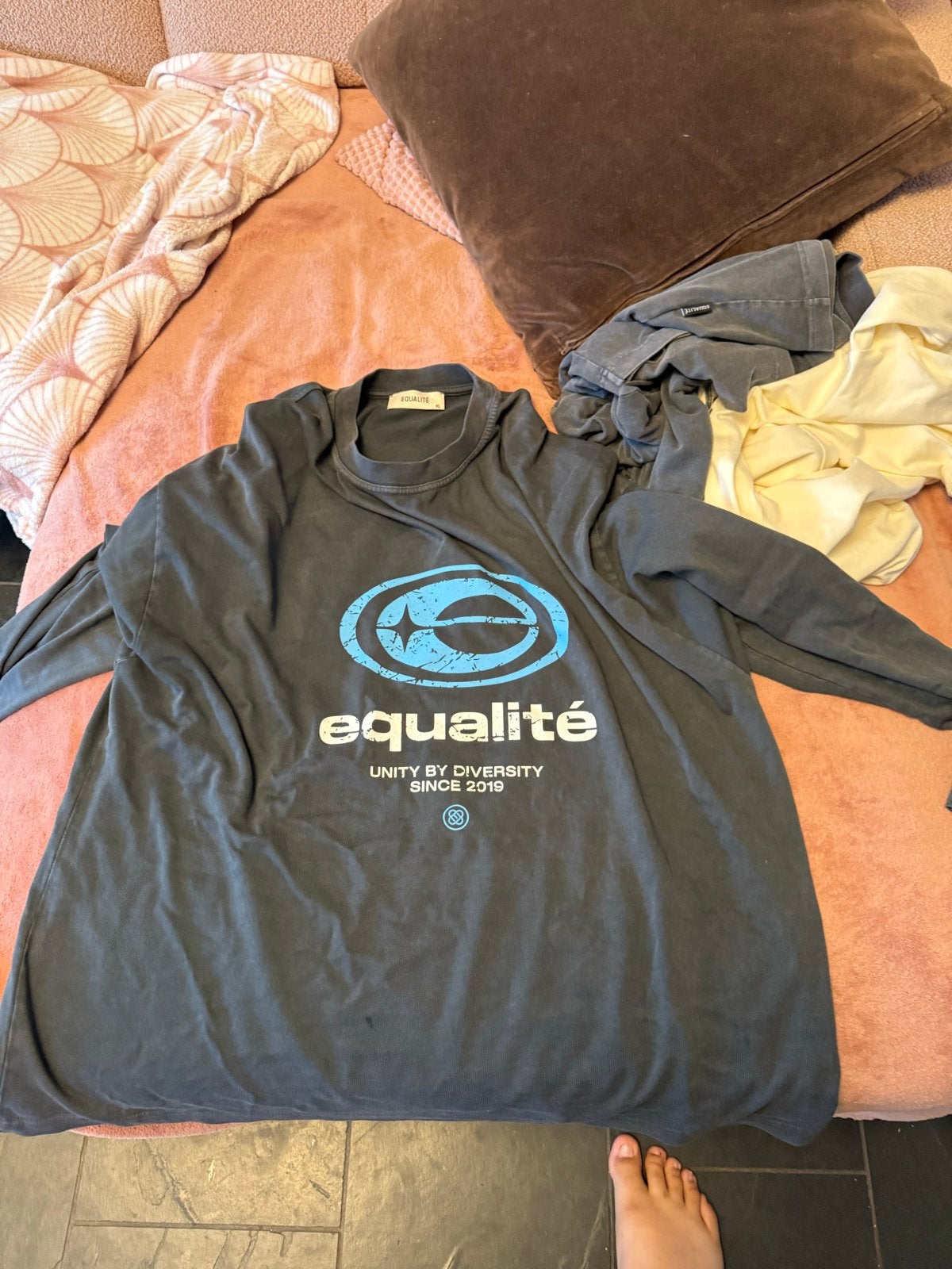 Equalité Oversized Longsleeve Maat XL - Ongedragen, Ophalen of Verzenden, Nieuw, Maat 56/58 (XL), Zwart