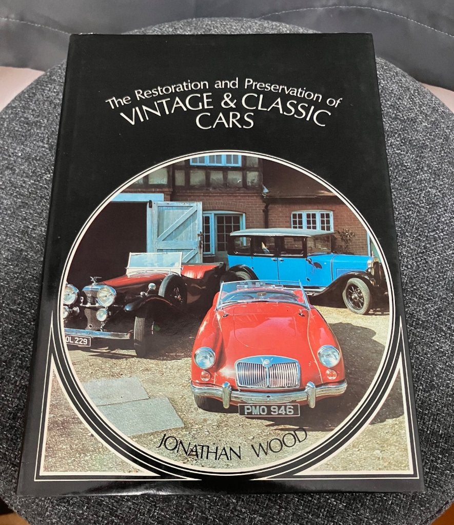Vintage & Classic Cars – restoration & preservation (1977), Ophalen of Verzenden, Gelezen, Algemeen, Haynes