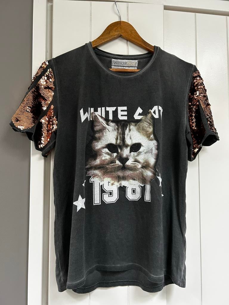 Wanderlust T-shirt met kattenprint en pailletten mouwen, Ophalen of Verzenden, Korte mouw, Maat 34 (XS) of kleiner, Grijs