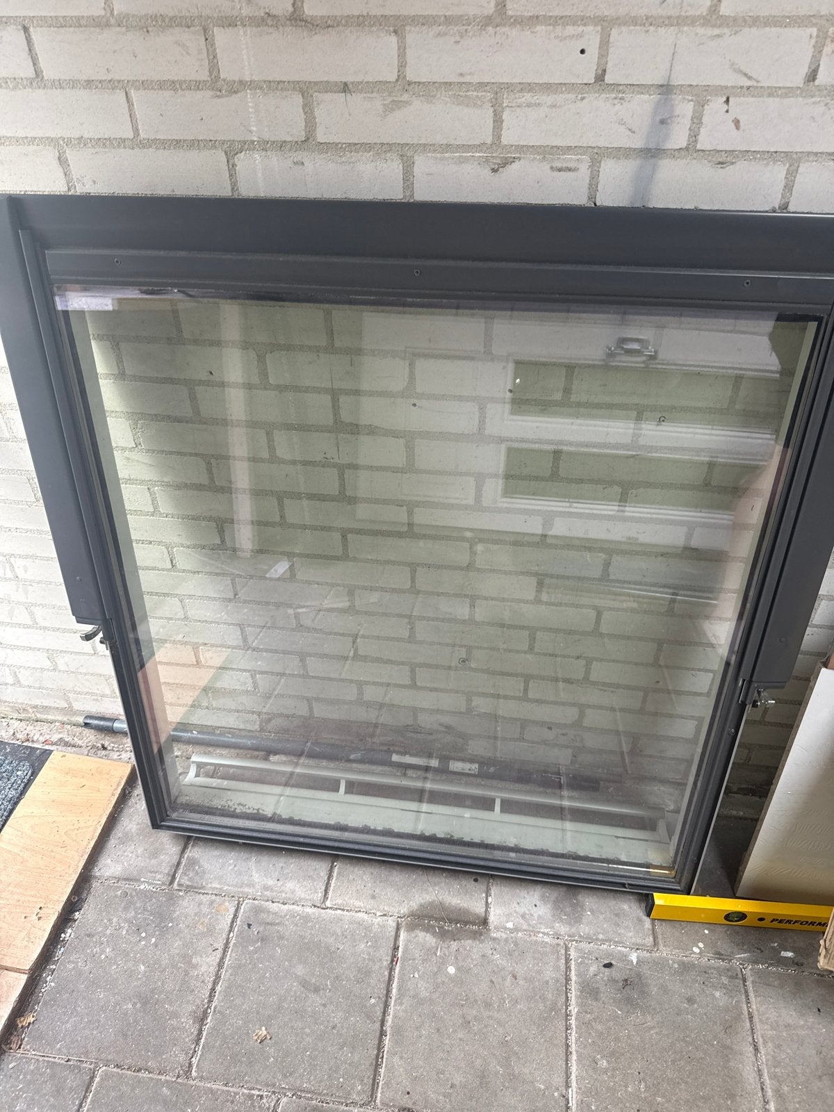 Deel van Velux dakraam, Ophalen, Gebruikt