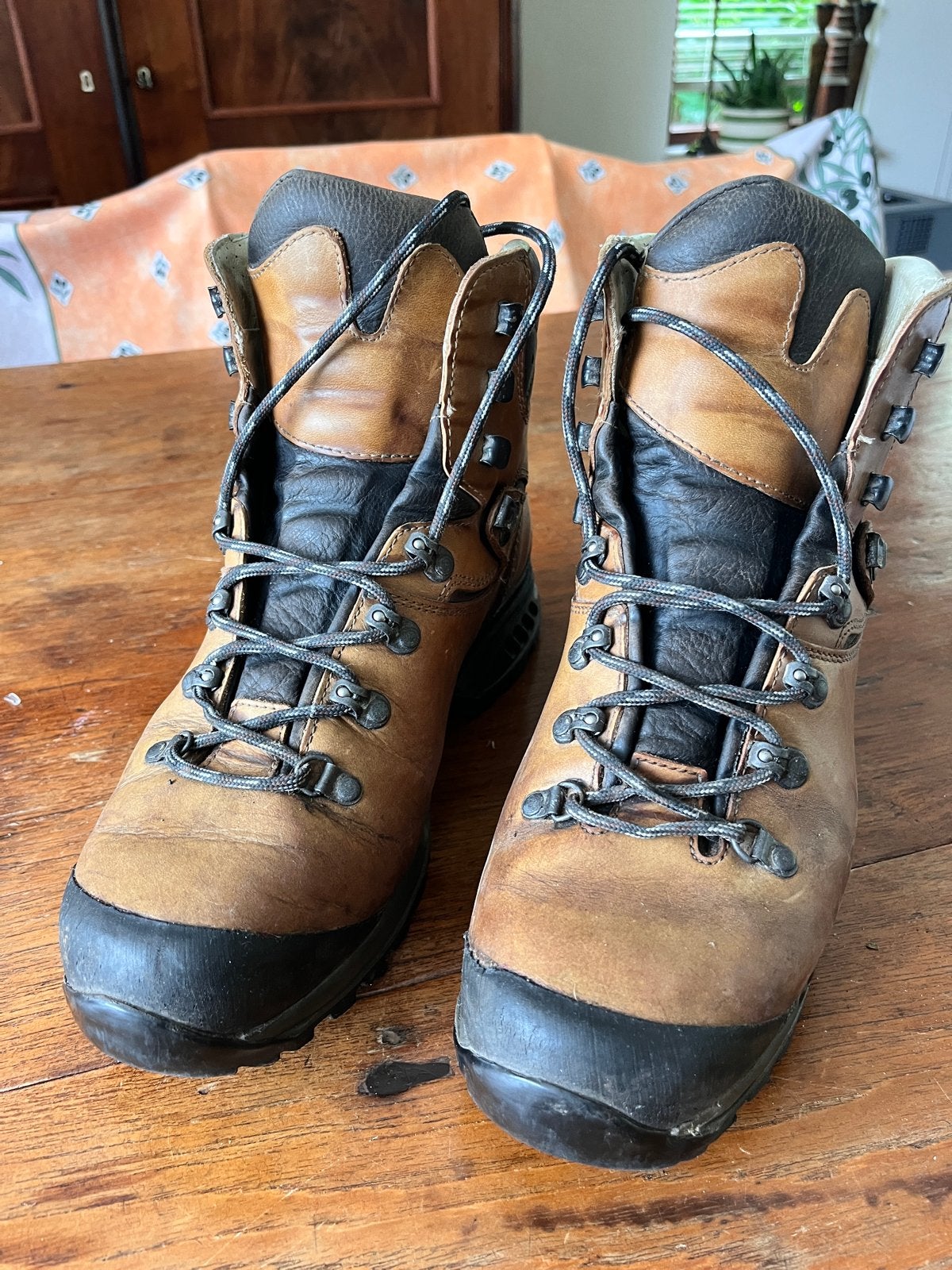 Hanwag lederen bergschoenen Vibram B 43/44,5, Sport en Fitness, Bergsport en Wandelen, Ophalen of Verzenden, Gebruikt, Schoenen