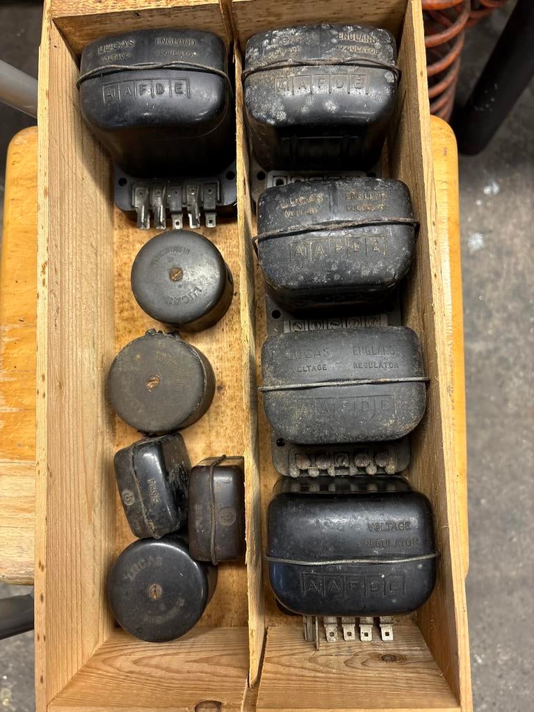 Spanningsregelaars voor Morris, MG, Austin, Rover e.a., Auto-onderdelen, Ophalen of Verzenden, Gebruikt