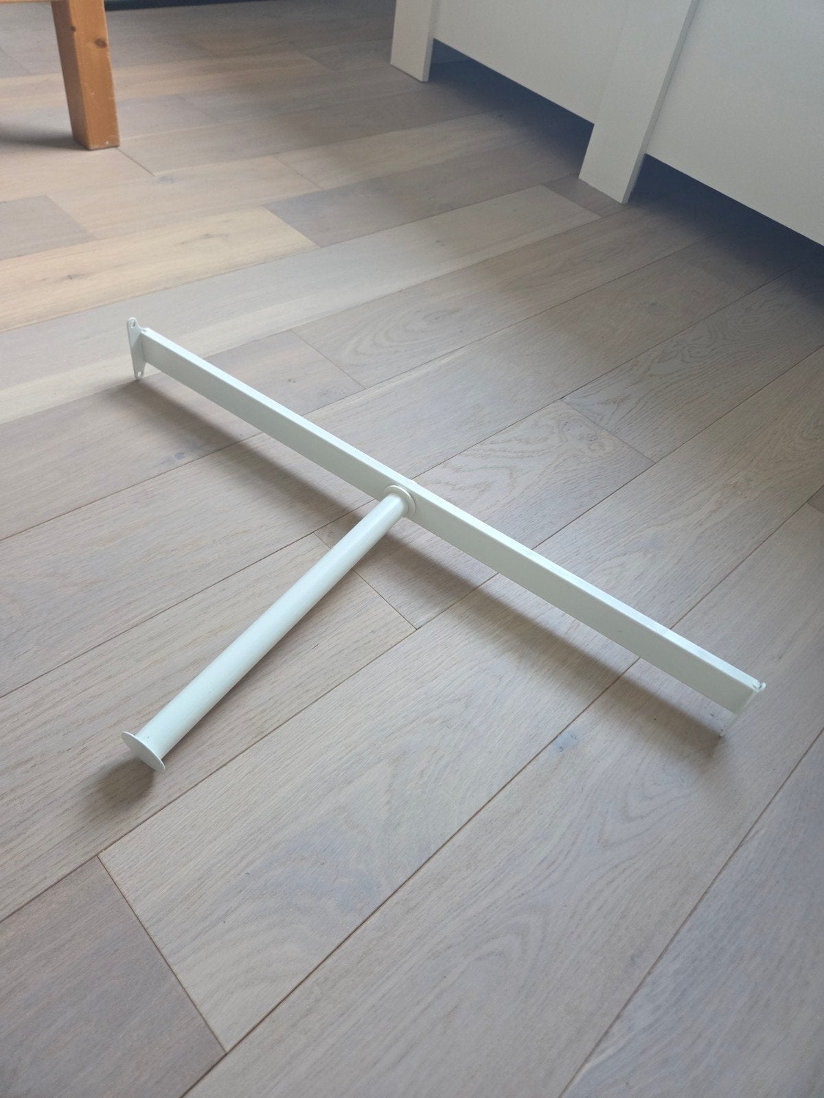 Komplement uittrekbare kledingroede - 75cm breed, Ophalen, 50 tot 100 cm, Zo goed als nieuw, Metaal