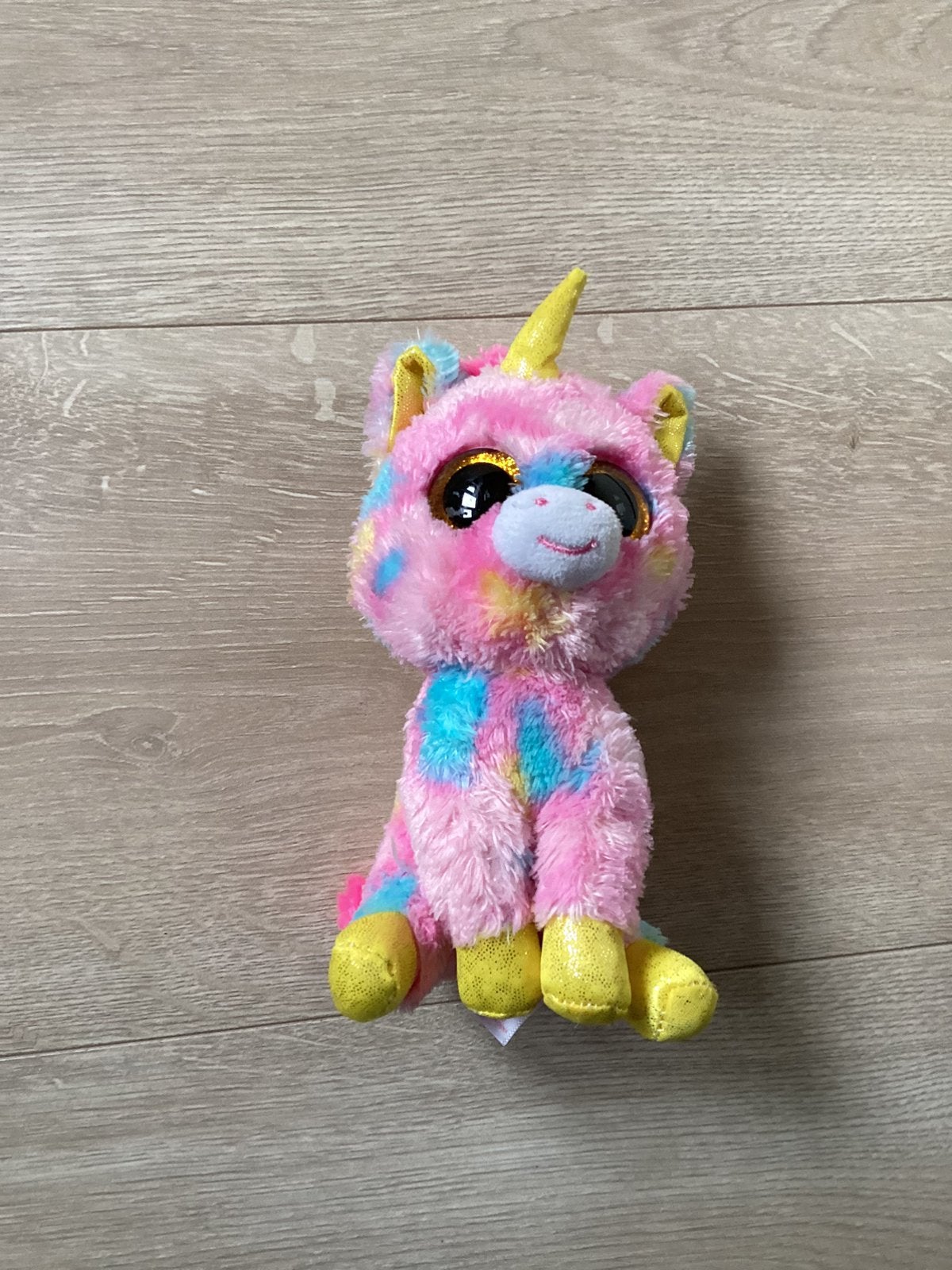 Ty knuffel eenhoorn Nieuwstaat, Ophalen of Verzenden, Zo goed als nieuw