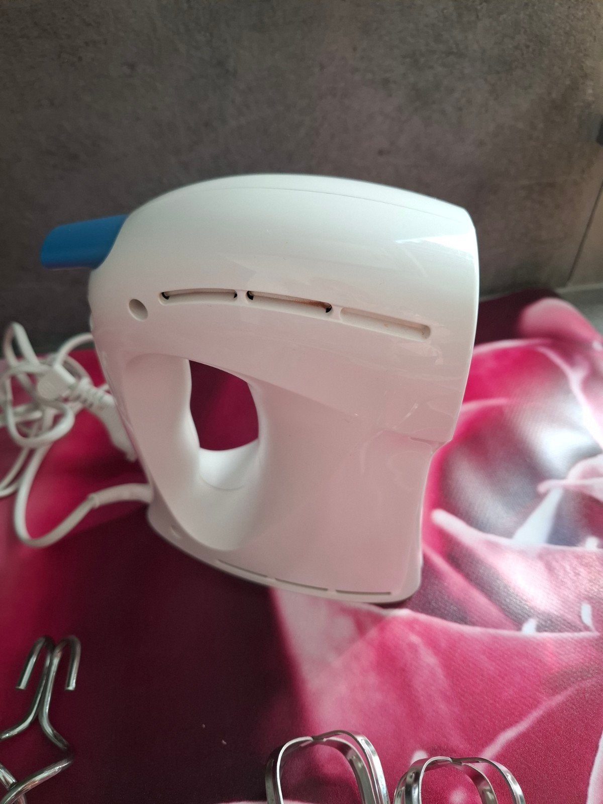 Philips Handmixer 300W met kloppers en deeghaken, Ophalen of Verzenden, Zo goed als nieuw