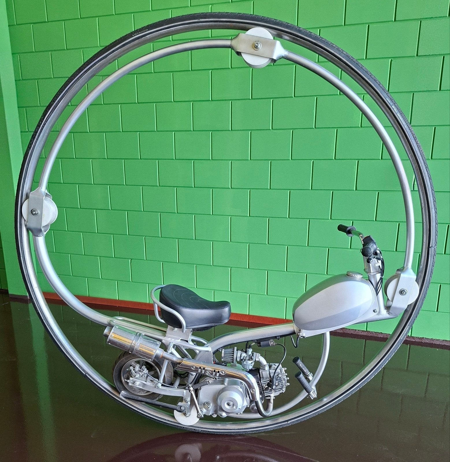 Monowiel/ Monocycle/Monowheel, Unieke Motor, Stunt Voertuig, Motoren, Ophalen, 1 cilinder