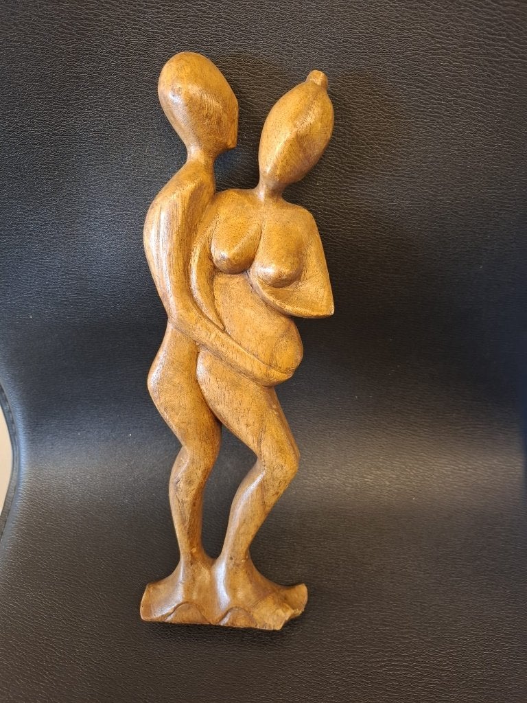 Houtsnijwerk van zwanger stel - Afrikaanse kunst, Hout, Afrika, Ophalen of Verzenden, 30 cm