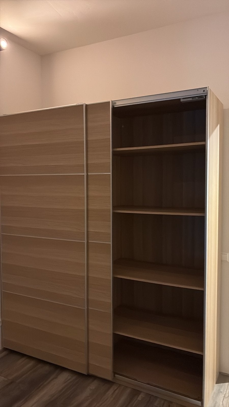 Ruime schuifdeurkast met legplanken, hanggedeelte en lades, Huis en Inrichting, Gebruikt, 200 cm of meer, 150 tot 200 cm, Ophalen of Verzenden