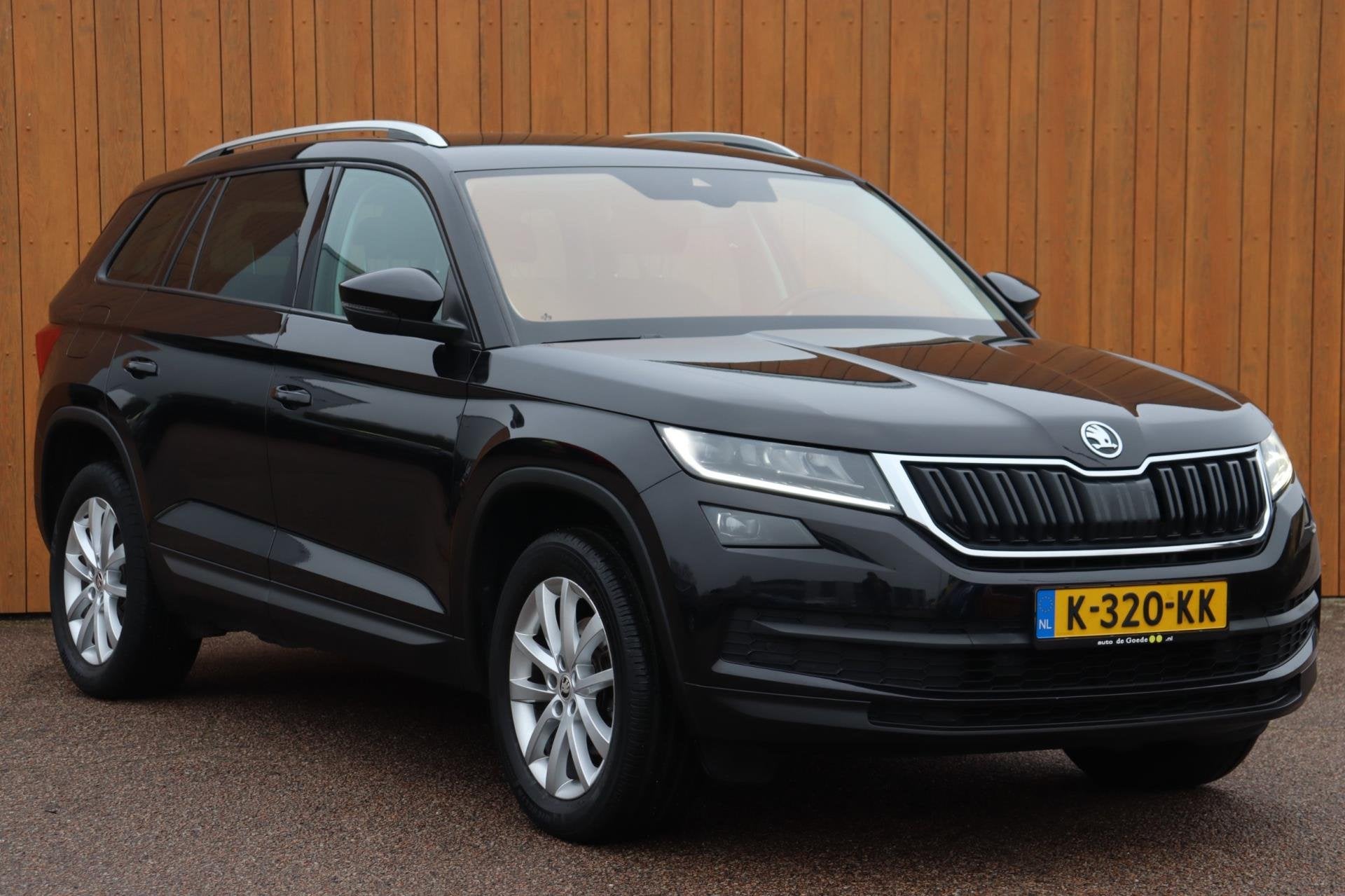 Skoda Kodiaq 1.5 TSI Bus.Ed orgNL el.klep camera stuur+stoel, 12 maanden, 4 cilinders, Zwart, Origineel Nederlands