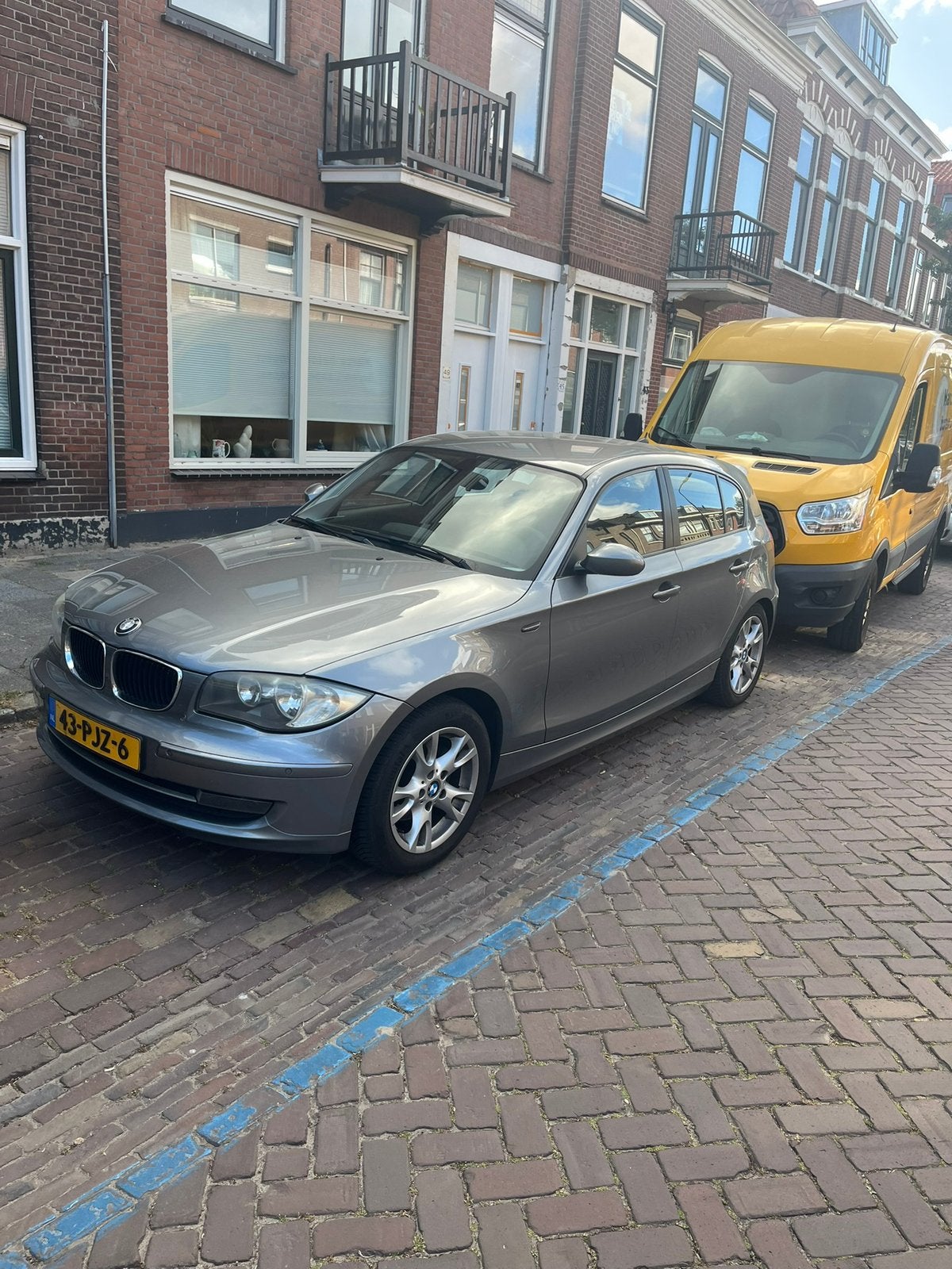 BMW 1-Serie 1.8 118I 5DR 2008 Grijs High Executive, 1-Serie, Achterwielaandrijving, 1995 cc, Zwart