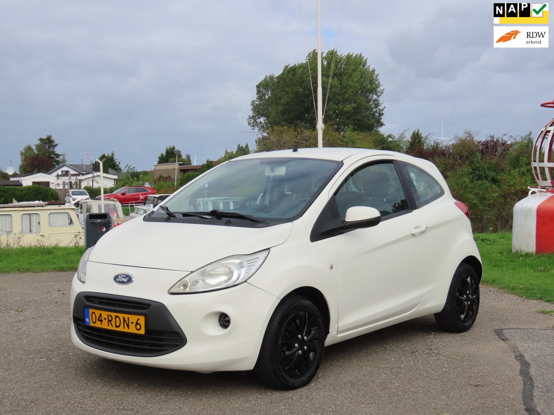 Ford Ka 1.2 Comfort start/stop *Dist VV !, Voorwielaandrijving, Stof, Gebruikt, 4 cilinders