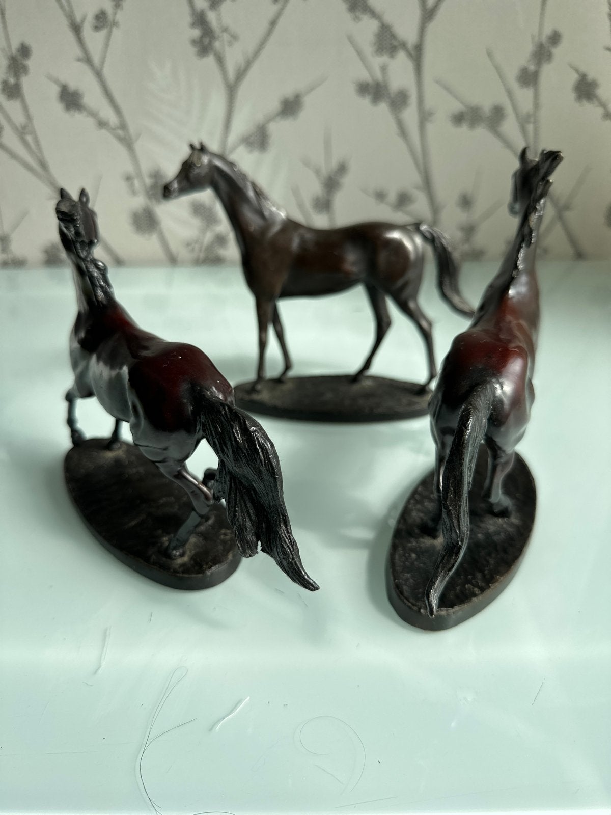 Set van 3 bronzen paardenbeelden - The Origins of Champions, Antiek en Kunst, Ophalen of Verzenden, 20 - 50 cm, Beeld, Bruin