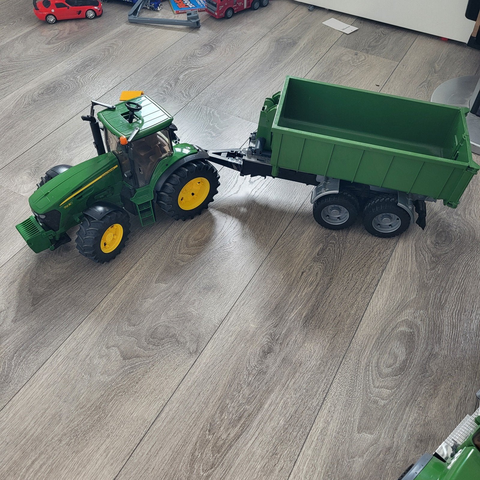 Bruder John Deere tractor met kiepwagen, Ophalen of Verzenden, Gebruikt