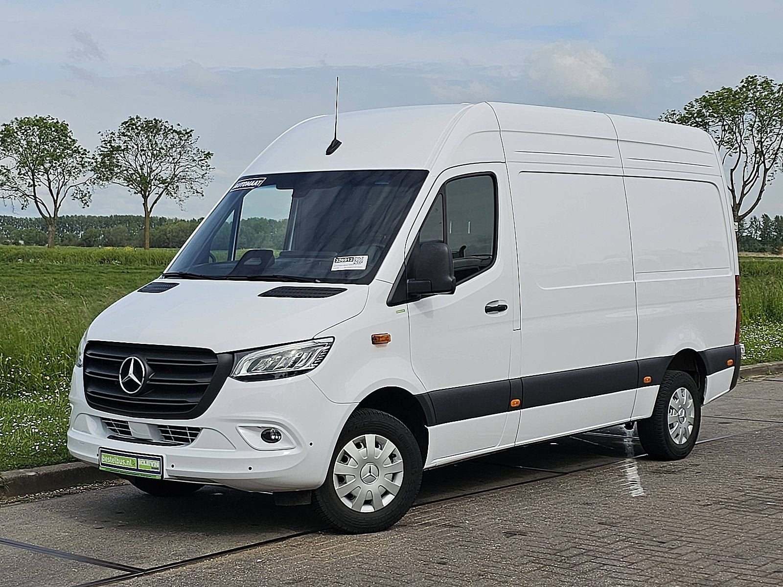 Mercedes-Benz Sprinter 315 1.9 CDI L2H2 Pro L2H2 LED Mbux RW, Automaat, Gebruikt, Zwart, 4 cilinders