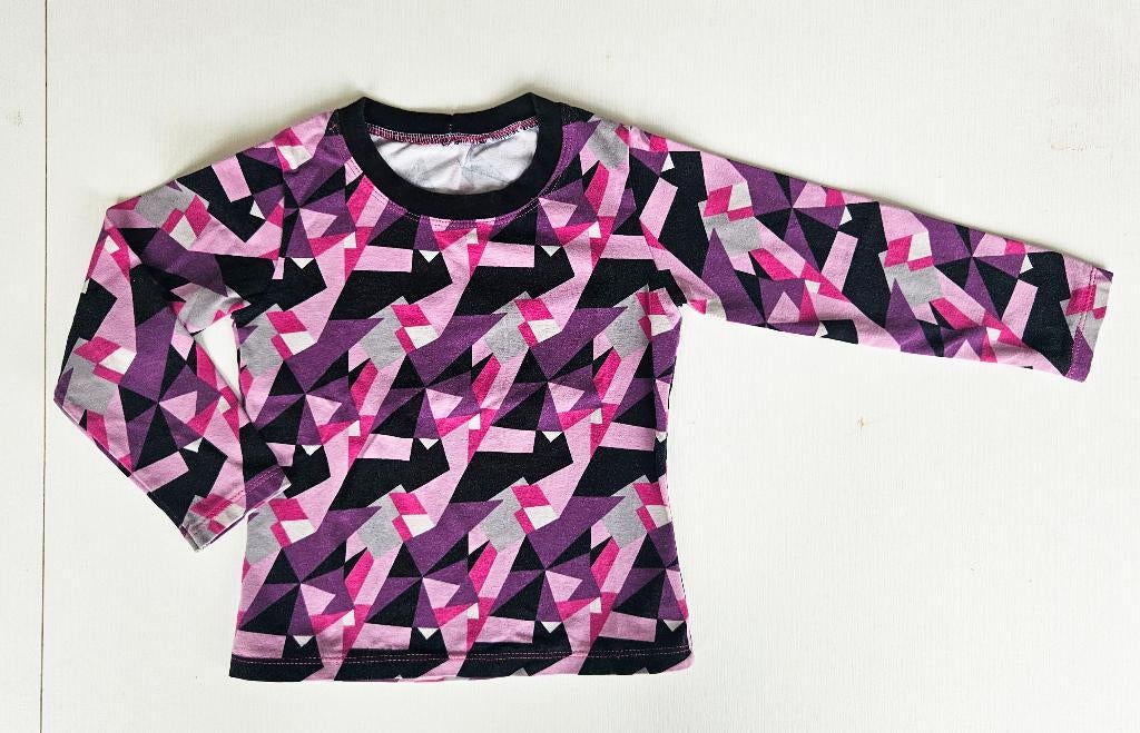 Longsleeve paars, mt 92, Kinderen en Baby's, Kinderkleding | Maat 92, Meisje, Handgemaakt, Ophalen of Verzenden, Zo goed als nieuw