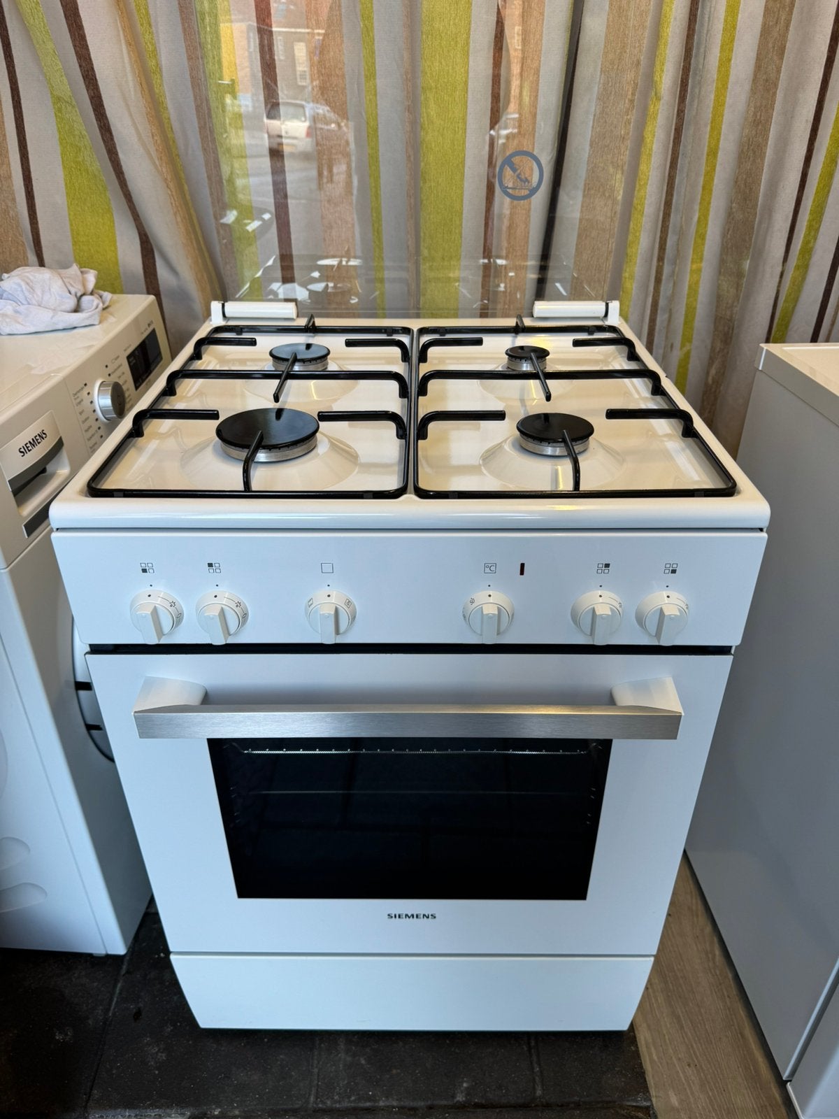 Goede Fornuis | Siemens | Elektrische Oven | Schoon en Goed, Witgoed en Apparatuur, Fornuizen, Ophalen, Gebruikt, Minder dan 85 cm