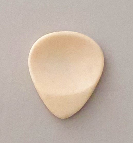 PLECTRUM Os (been) merk JC Dugain, Muziek en Instrumenten, Instrumenten | Toebehoren, Ophalen of Verzenden, Nieuw, Elektrische gitaar