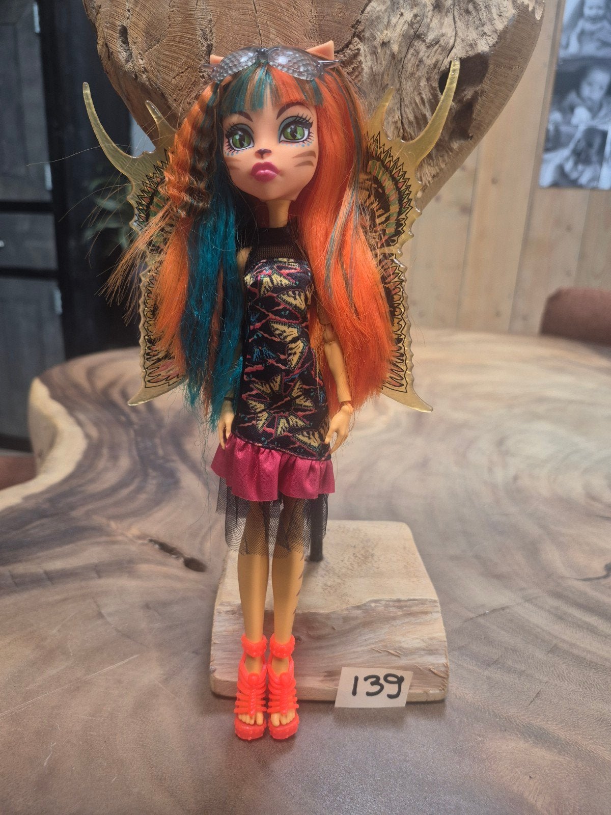 Monster High pop met vleugels en bril, Ophalen of Verzenden, Gebruikt, Overige typen