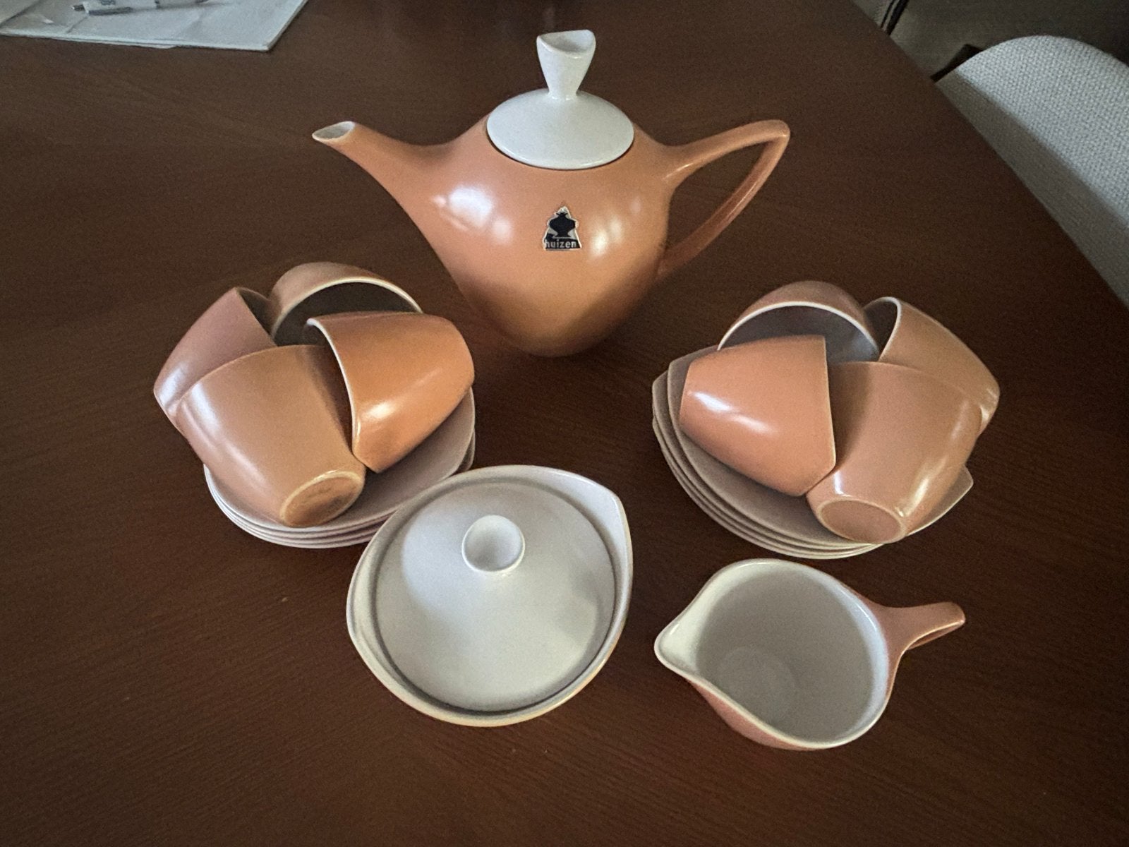 Compleet Thee servies model Tulipe Potterie de driehoek terr, Antiek en Kunst, Ophalen of Verzenden