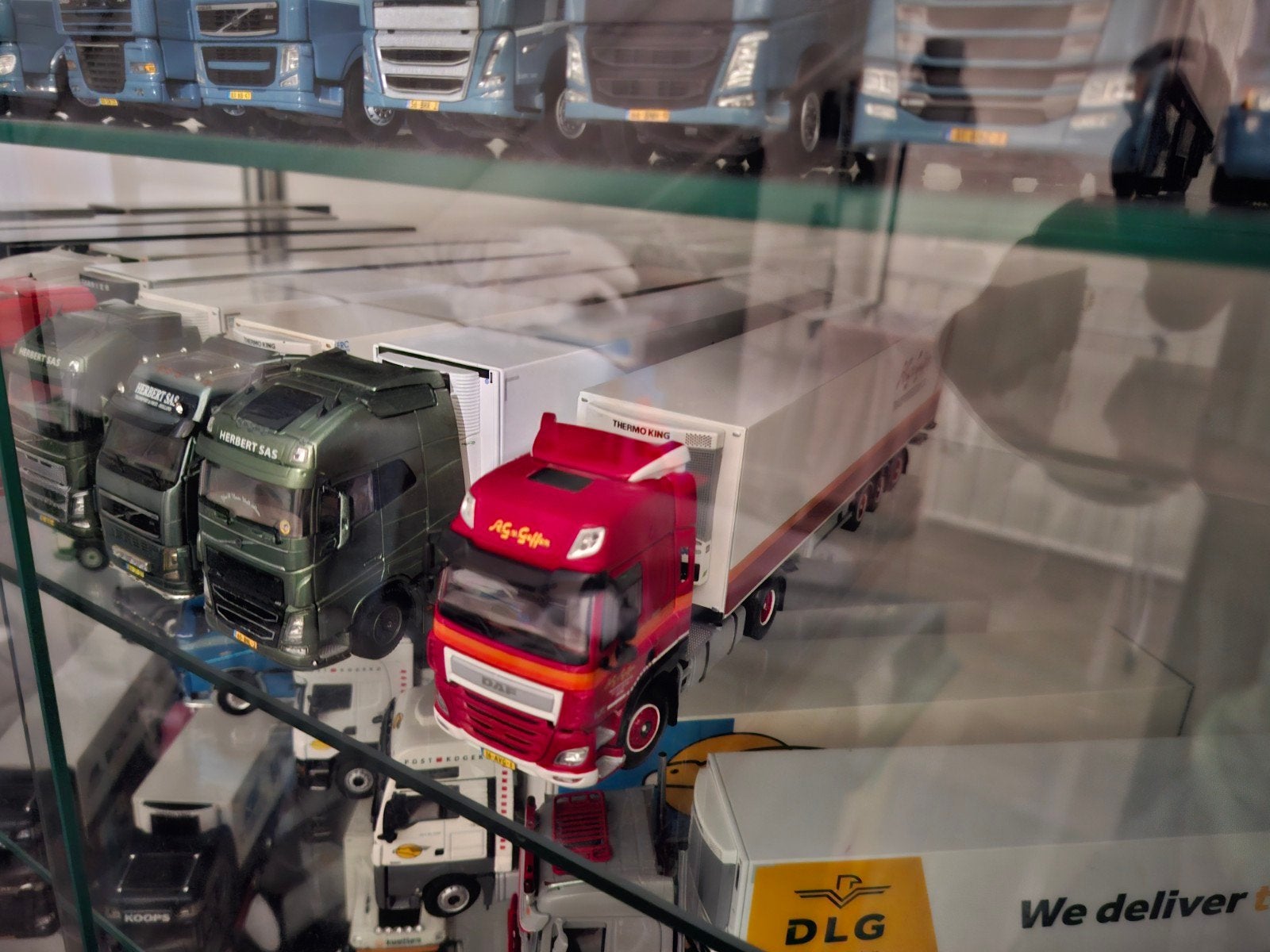 modeltrucks, Ophalen of Verzenden, Zo goed als nieuw, Bus of Vrachtwagen