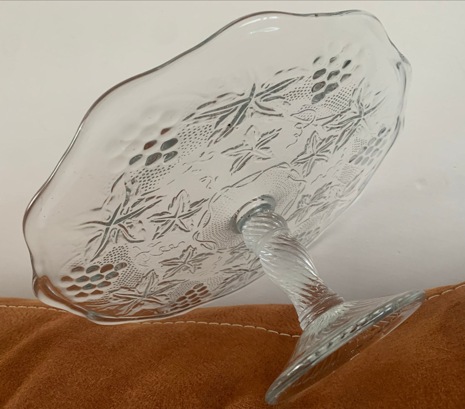 Vintage kristal gebaksschaal plateau met druivenmotief, Ophalen of Verzenden
