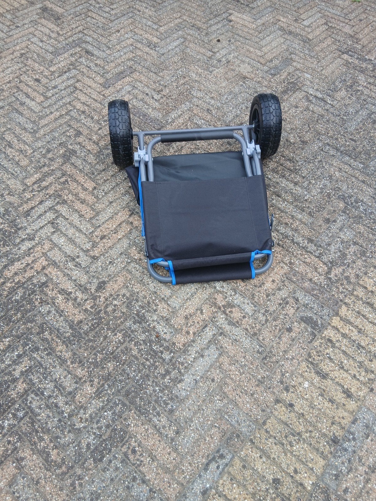 Opvouwbare strandstoel met wielen - Relaxdays, Ophalen, Opvouwbaar, Gebruikt
