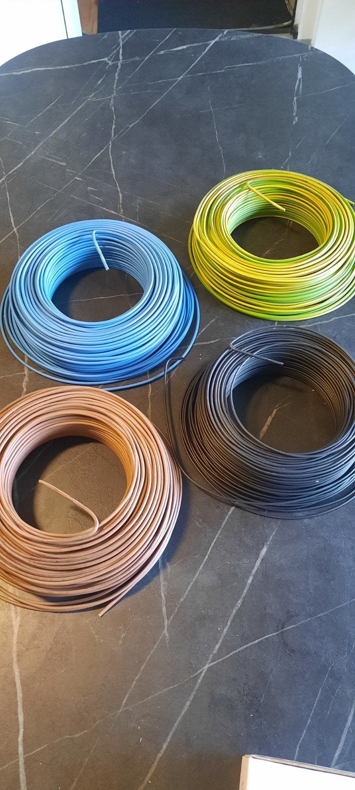 4 kleuren electro Draad voor een prijs., Ophalen, Nieuw, Kabel of Snoer