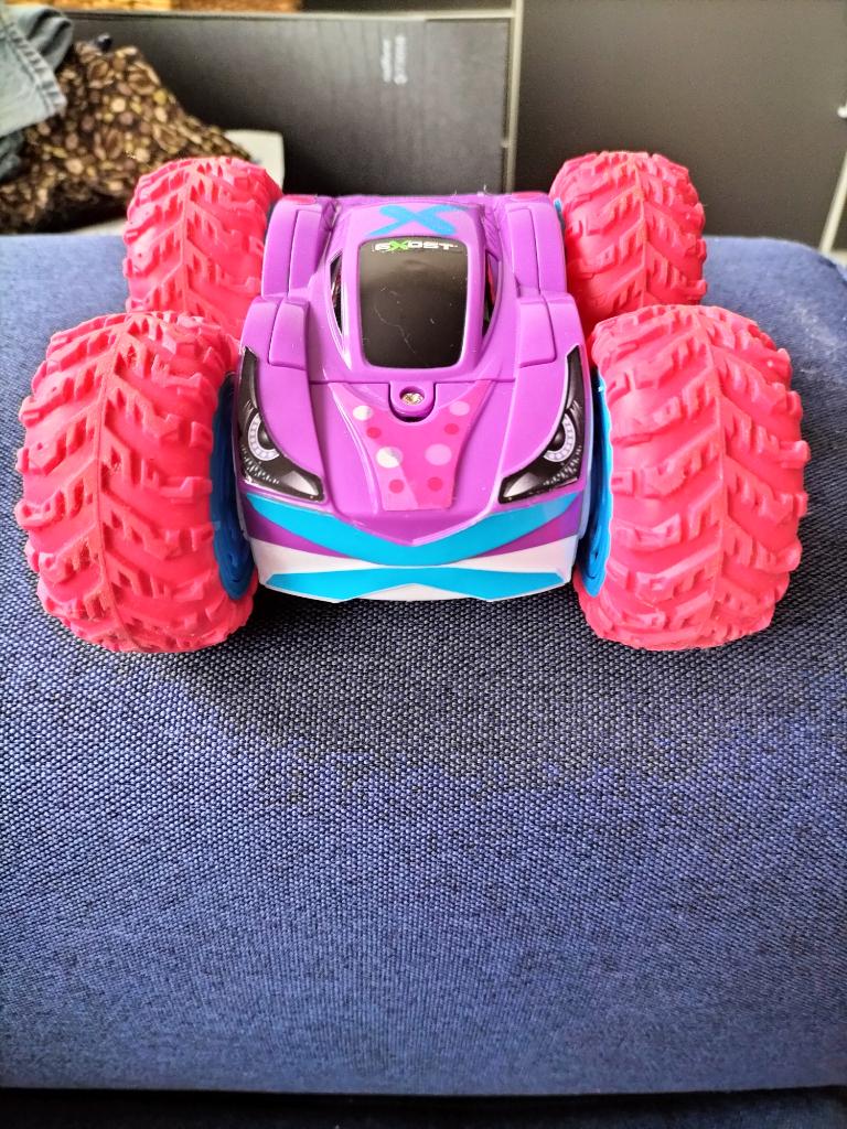 Bestuurbare auto, Ophalen of Verzenden, Zo goed als nieuw, Afstandsbediening