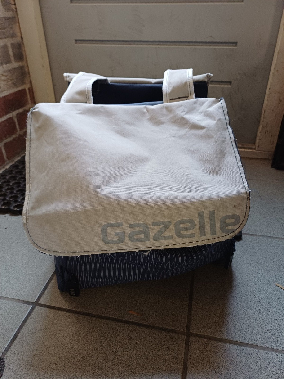 Gazelle fietstassen - Blauw met wit, Fietsen en Brommers, Ophalen, Gebruikt, Gazelle