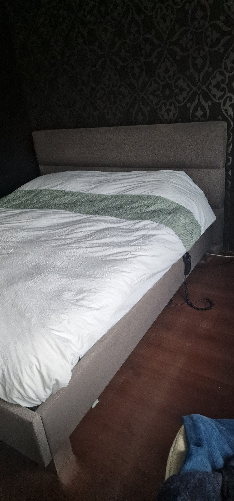 Mooi grijs 2 persoons bed van Tempur., Ophalen, Gebruikt, 210 cm, Tweepersoons