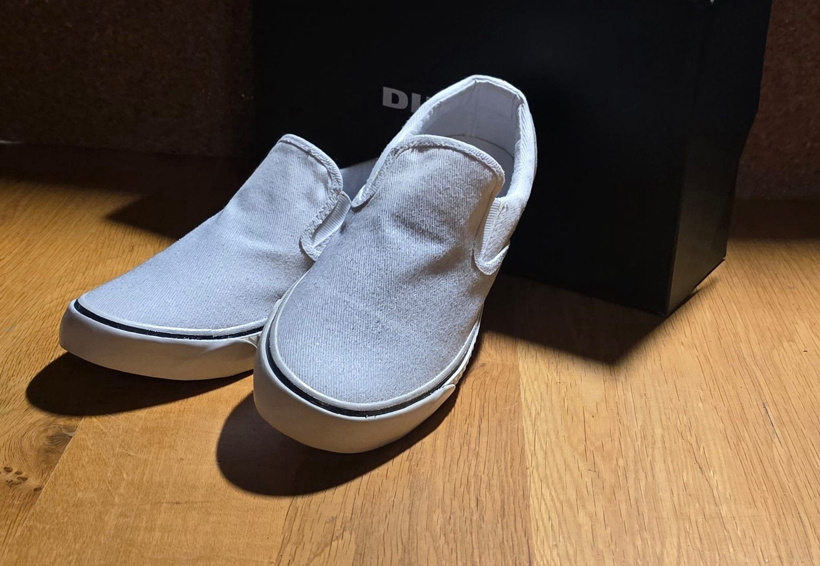 Diesel VANSIS W Witte Instappers - Maat 38, Nieuw, Ophalen of Verzenden, Diesel, Wit