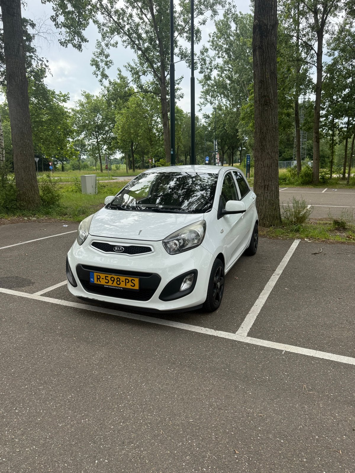 Kia Picanto 1.0 Cvvt 5-DRS 2012 Wit, Voorwielaandrijving, Euro 5, Stof, 400 kg