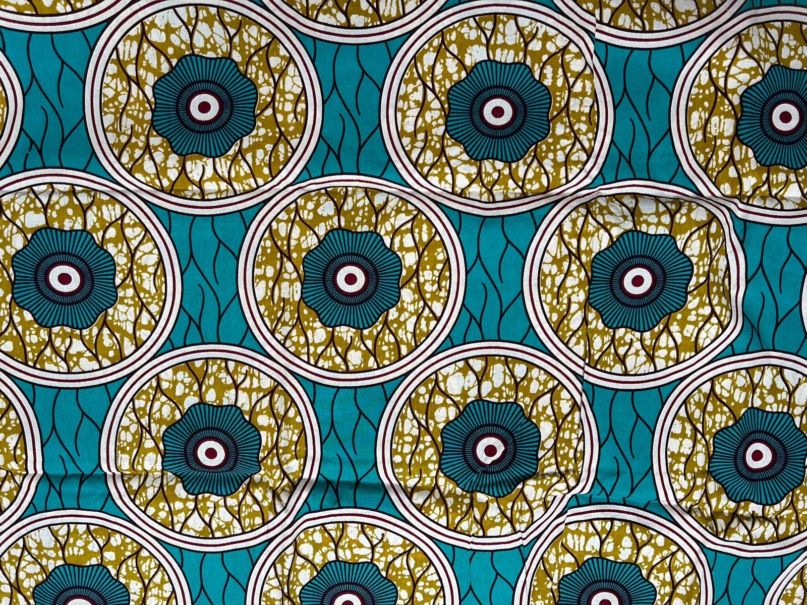 Batikachtige katoenen stof met vrolijke kleuren batik look, Overige kleuren, Nieuw, Ophalen of Verzenden, 30 tot 120 cm